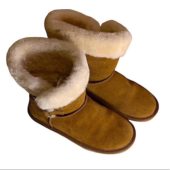 Koolaburra by UGG Women's Sulana Short Fashion Boot - Picture 3 of 7